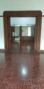 DiKONTRAK / DiSEWA Rumah Cocok utk Kantor di Dago dekat Dipati Ukur