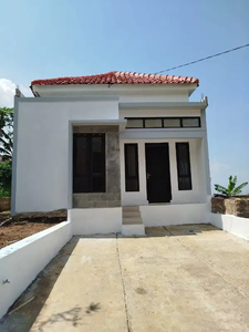 Jual rumah (finishing) murah ada sisa tanah Ujungberung