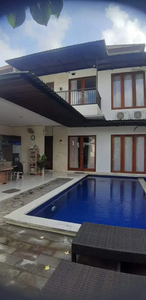 Jual Villa 2lt Lokasi Sanur jl Tirtandi Full Furnished area Strategis