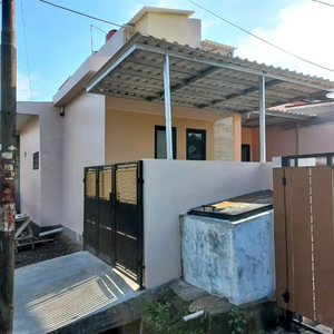 Rumah 1½ lantai luas 70m shm Mustika Jaya - Bekasi