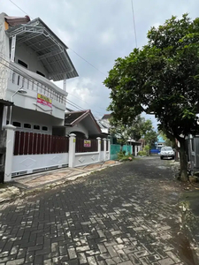 Rumah 2 Lantai, Malang