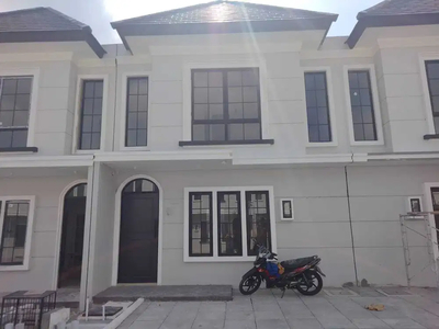 Rumah Bagus Furnish Marsion Nine Lakarsantri lidah kulon Surabaya