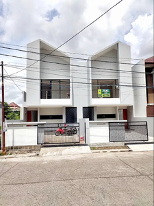 RUMAH BARU SKANDINAVIAN DI TAMAN HOLIS INDAH, BANDUNG SELATAN