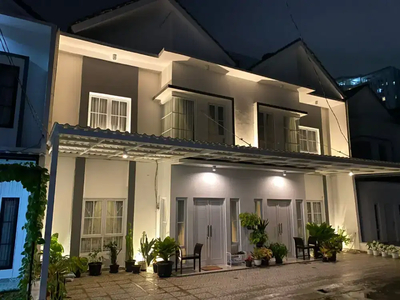 Rumah Cantik 2 lantai dekat stasiun Rawa Buntu