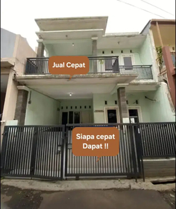 Rumah Cantik 2 Lantai di Pondok Kelapa