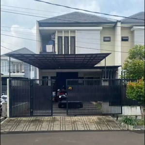 Rumah Cantik Modern di Billymoon Pondok Kelapa Duren Sawit