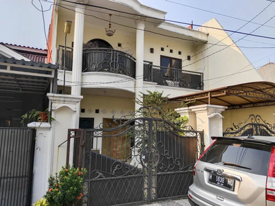 Rumah di Perumahan Bukit Rivaria Sawangan Depok