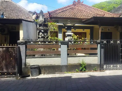 Rumah Dijual Lokasi Strategis, area Denpasar Selatan