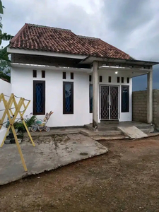 rumah ini dijual