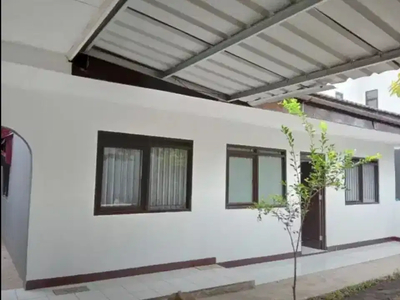 Rumah Luas Nyaman Siap Huni di Riung Bandung