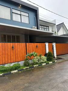 Rumah Lux Hook Dlm Cluster Elite Dekat Gate Tol Jatiwarna Kota Bekasi