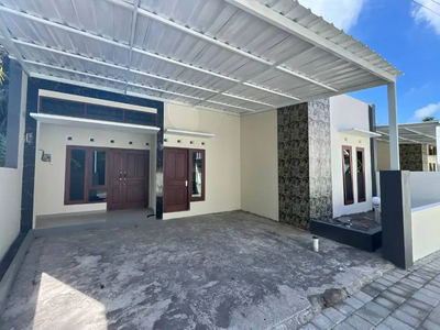 RUmah Modern dekat Jl Seyegan Cebongan 700 jt-an SHM