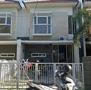 Rumah Siap Huni Lokasi Rungkut Barata Surabaya