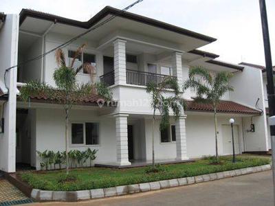 Semi Furnished House Secure Compound At Kemang Timurv 25b1