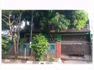 Dijual Murah Rumah 6 KT/Luas 450m²/Semi Furnish di Taman Modern,Cakung