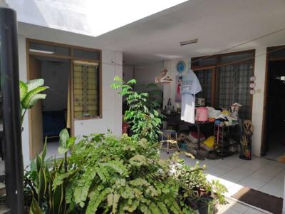 Dijual Rumah Cocok Untuk Keluarga Kecil!! di Taman Kopo Indah 2