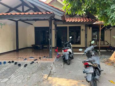 Dijual Cepat Rumah dan 7 kontrakan