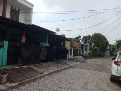 FOR SALE RUMAH SECOND TERAWAT, SIAP HUNI, BEBAS BANJIR