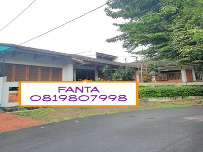 Rumah cantik bintaro sektor 1 jaksel siap huni