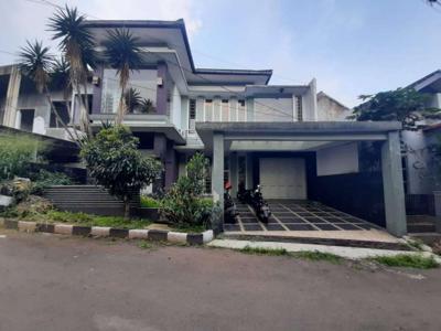 Rumah Modern Siap Huni Semi Furnished Di GegerKalong Setiabudi Bandung
