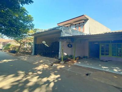 Di jual rumah 2 lantai di Jatibening pondok gede