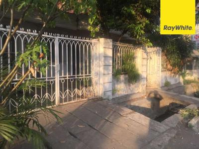 Dijual Rumah 1,5 lantai SHM di Gayungsari Barat Surabaya