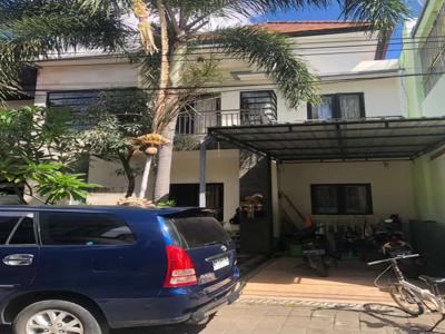 RUMAH 2 LANTAI DEKAT RENON JALAN PAVING 8 METER