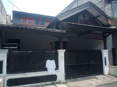Rumah 2 Lantai di Pamulang Jl Raya Siliwangi dekat R.S Buah Hati Pml.