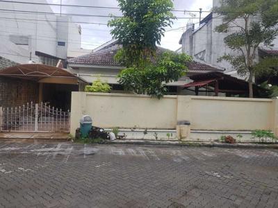 Rumah besar full furnished di Griya Indah Jalan Tambak utara Mirota