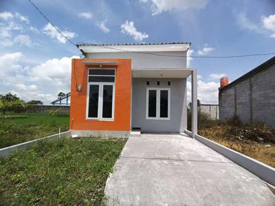 Rumah Cantik Harga Terjangkau dan Strategis dekat Jl Manisrenggo