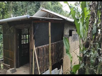 Rumah di Salatiga Jawa Tengah Home stay Kombinasi Cor dan Bambu Wulung