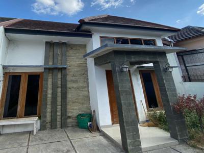 Rumah Jogja, Minimalis Modern, Dekat Prambanan, LPMP