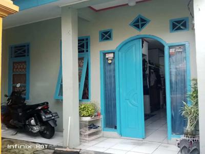 Rumah secondary siap huni jual murah di Condet