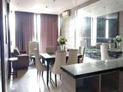 Apartemen Sumatra 36, 3+1BR, Mewah, Siap Pakai, View City, Luas155 SG.