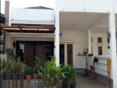 Jual Rumah Seken Lokasi Strategis Di Cluster Puri Ariesta J-13731