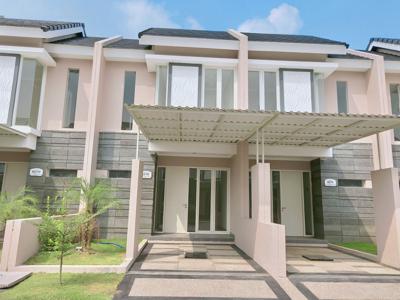 Miliki rumah siap huni 2 Lantai terjangkau dekat Menganti Surabaya