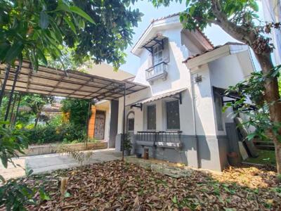 Rumah Cantik Minimalis dengan lingkungan yang asri di Sentul City