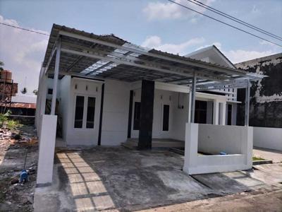 Rumah minimalis dekat Jl Jogja-Solo Prambanan Bisa KPR atau Cash Tempo