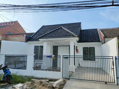 Rumah Siap Huni, Sektor 1.1 BSD, Dijual Cepat, Tangerang Selatan.