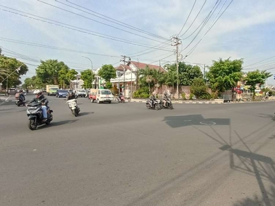 200m Dekat Alun-alun Kidul Kodya; Peruntukan Guest House