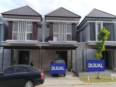 Dijual Rumah Graha Natura Surabaya Barat Full Furnish Siap Huni (2326)