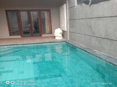 JIMBARAN VILLA NEAR MCD/KFC/PIZZA HUT COSY AND QUIET