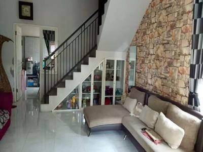 Jual rumah di rungkut barata raya .Surabaya