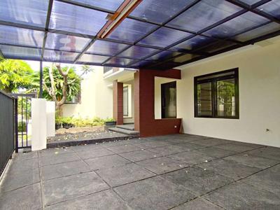 Rumah Cantik Elegan Siap Huni di Bintaro Jaya Sektor 9