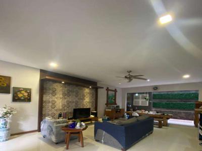 Rumah cantik siap huni sektor 9 Discovery Bintaro Jaya