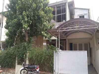 Rumah Dijual di Tanjung Barat Luas 210m
