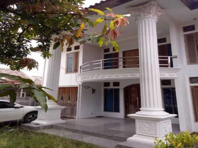 Rumah Mewah Luas Dekat Summarecon Bekasi
