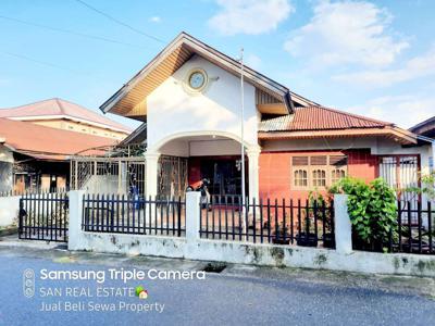Rumah Tengah Kota Dekat Hotel Pangeran Sudirman Prospek Utk Investasi