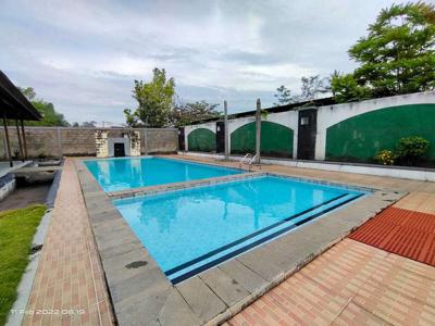 Rumah villa super luas dengan kolam renang pribadi dekat Jopgja bay Ma