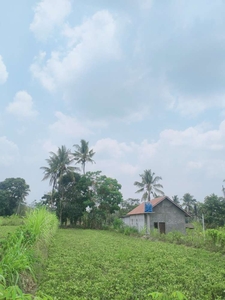 Tanah Umbulmartani Ngemplak Dekaat JL Pamungkas-Besi Timur UII